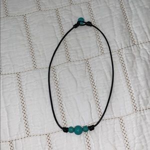 3 pearl choker